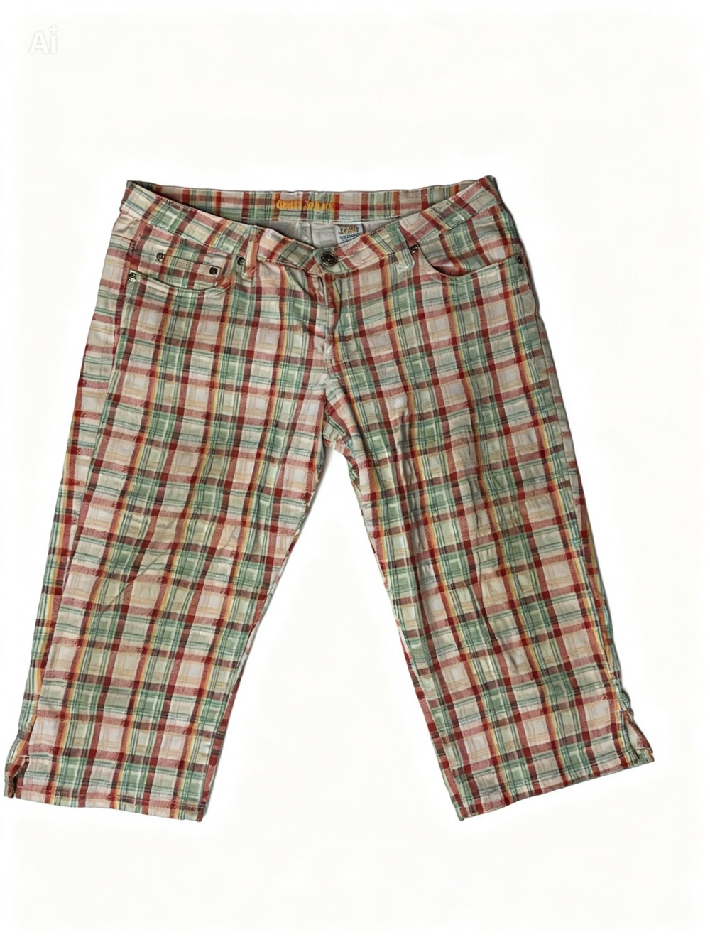 Women’s Plaid Ankle Capri Jeans in Red and Green